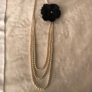 Forever 21 Jewelry - Forever 21 Faux Pearl Necklace Forever 21 Jewelry - Forever 21 Faux Pearl Necklace